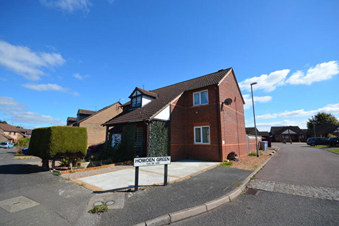 2 Bedroom Semi-Detached House To Rent In Buxton Drive, Desborough, Kettering, NN14
