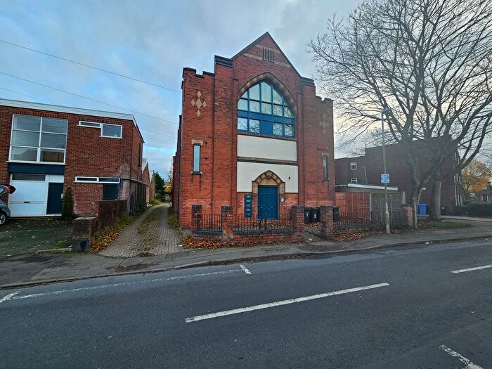 2 Bedroom Flat To Rent In Malt Mill Lane, Halesowen, B62