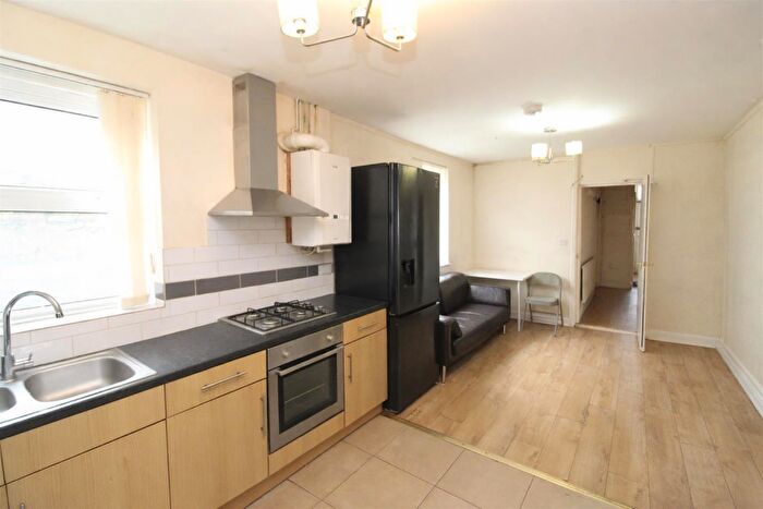 6 Bedroom House To Rent In Arran Street, Roath, Cardiff, CF24