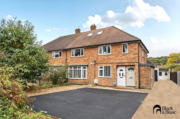 2 Bedroom Maisonette For Sale In Chamberlain Crescent, West Wickham, BR4