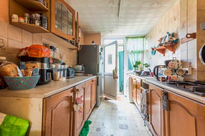 3 Bedroom Terraced House For Sale In Monnow Way, Bettws, Newport, NP20