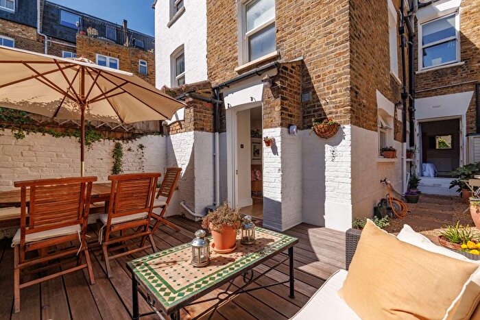 1 Bedroom Flat For Sale In Burnfoot Avenue, Fulham, SW6