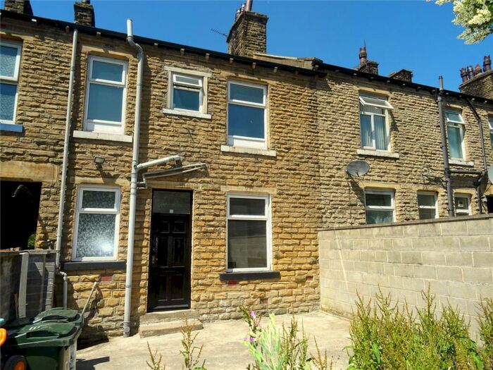 2 Bedroom Terraced House To Rent In Lapage Street, Bradford, West Yorkshire, BD3