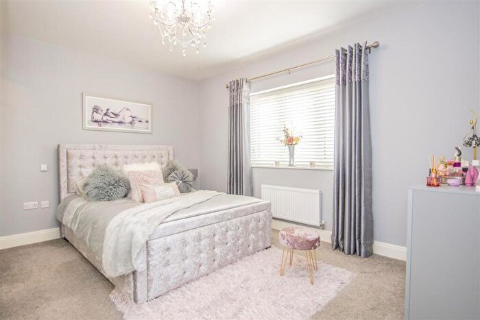 4 Bedroom Detached House For Sale In The Avenue, Corby, NN17