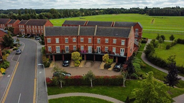 4 Bedroom Town House For Sale In Cogent Crescent, Newbury, RG14