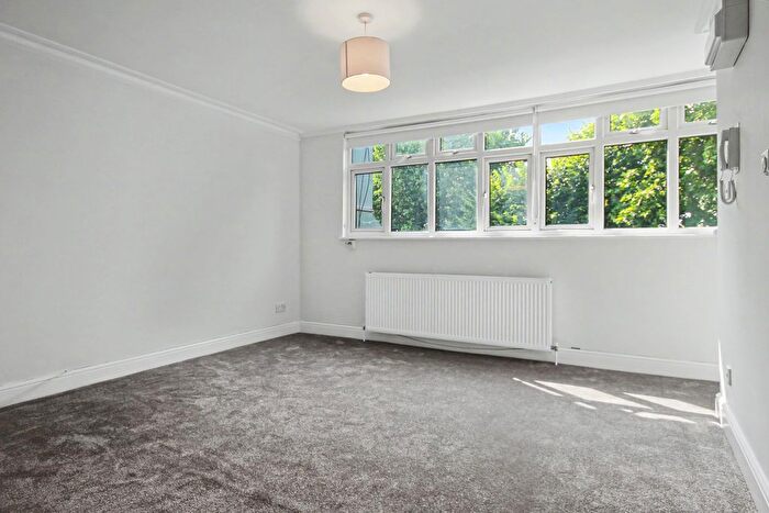 1 Bedroom Flat To Rent In Fortess Road, (), Tufnell Park, NW5