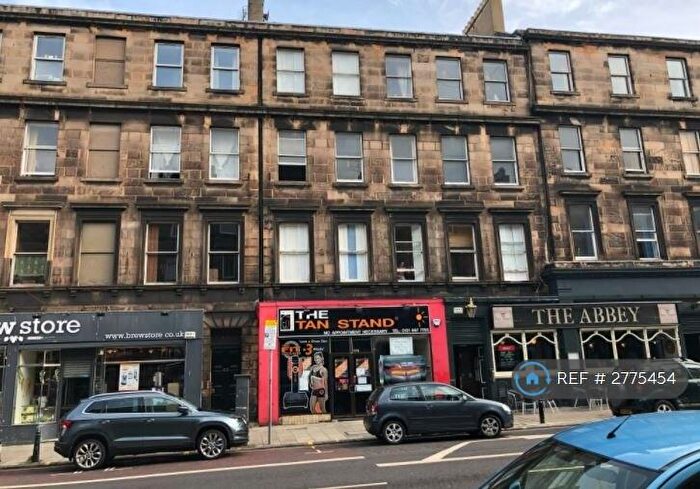 5 Bedroom Flat To Rent In South Clerk Street, Edinburgh, EH8