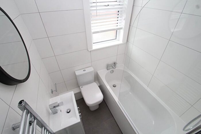 4 Bedroom Terraced House To Rent In Methley Place, Chapel Allerton, Leeds, West Yorkshire, LS7