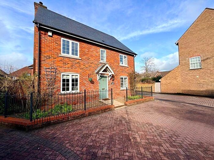 4 Bedroom Detached House For Sale In Patterson Court, Wooburn Green, HP10