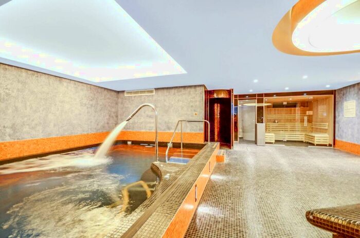 2 Bedroom Flat To Rent In Eagle Point, Old Street, London, EC1V