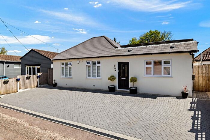4 Bedroom Detached Bungalow For Sale In Singledge Lane, Whitfield, Dover, CT16