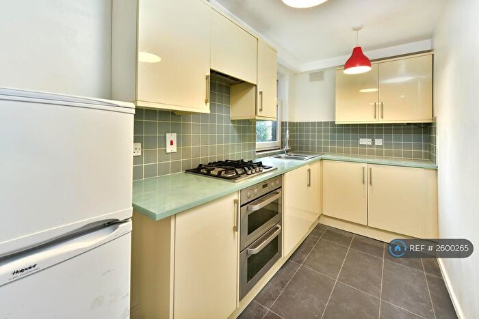 4 Bedroom Flat To Rent In Hamilton Park, London, N5