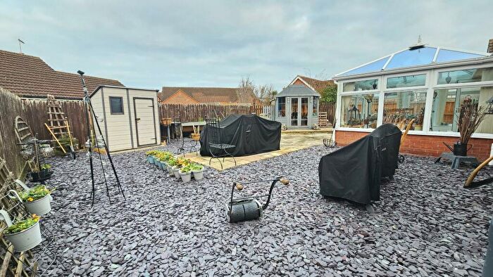 2 Bedroom Detached Bungalow For Sale In Maple Grove, Heckington, NG34