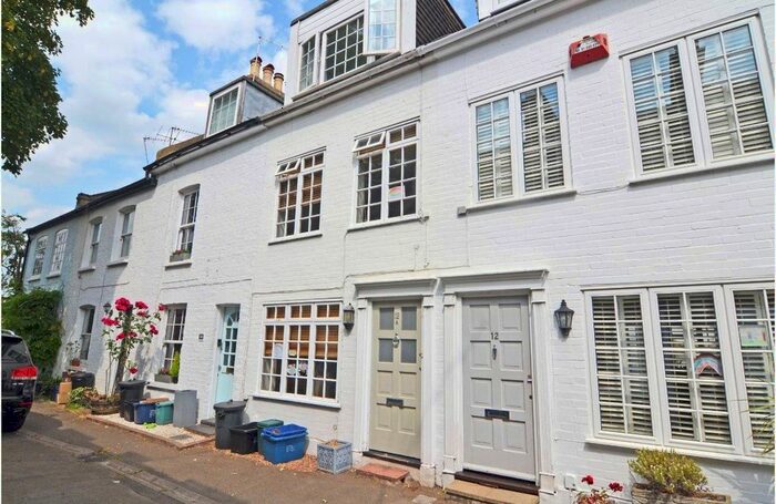 2 Bedroom Terraced House To Rent In Wades Lane, Teddington, TW11