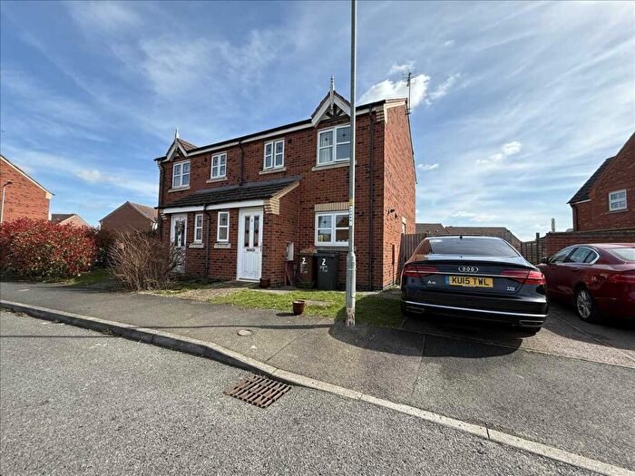 3 Bedroom Semi-Detached House For Sale In Farnborough Close, Corby, NN18