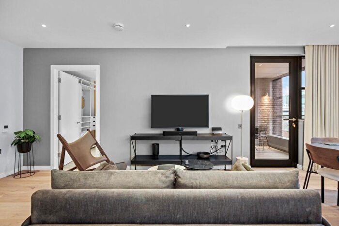 1 Bedroom Flat To Rent In Water Lane, Camden, NW1