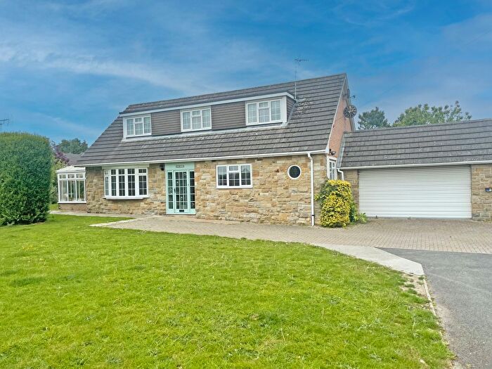 5 Bedroom Detached Bungalow To Rent In Oak Crescent, Wingerworth, Chesterfield, S42