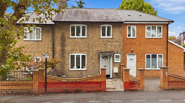 4 Bedroom Terraced House To Rent In Cheltenham Road, Leyton, E10