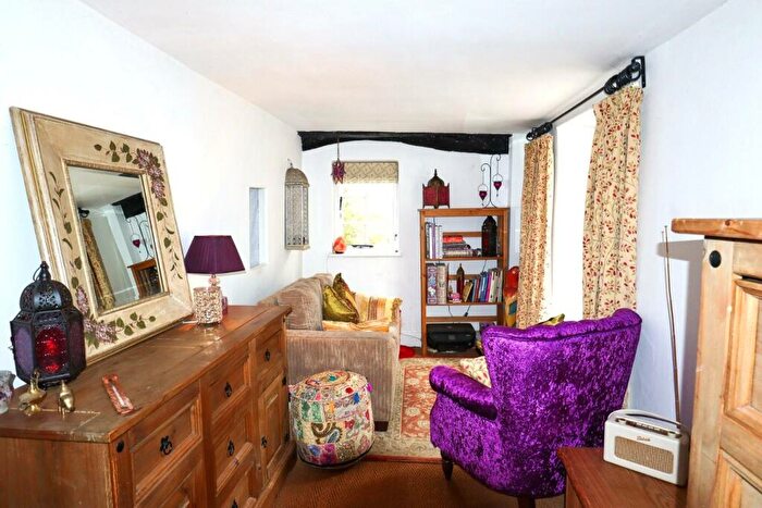 2 Bedroom Cottage For Sale In High Street, Morcott, Rutland, LE15