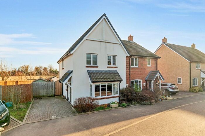 3 Bedroom Semi-Detached House For Sale In The Triangle, Fowlmere, SG8