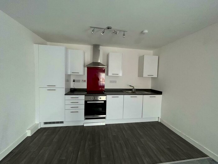 2 Bedroom Apartment To Rent In Victoria Court, Victoria Street, West Bromwich, B70