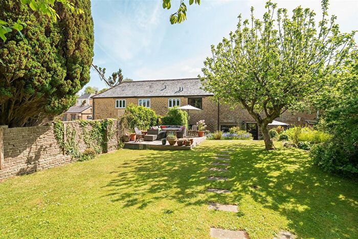 5 Bedroom Semi-Detached House For Sale In High Street, Broadwindsor, Beaminster, DT8