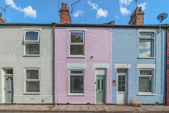 2 Bedroom Terraced House For Sale In Gladstone Road, King's Lynn, PE30