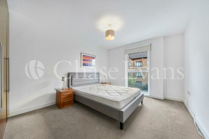 1 Bedroom Flat To Rent In Westferry Road, Isle Of Dogs, London, E14
