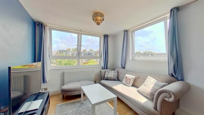 1 Bedroom Flat To Rent In Kingham Close, London, SW18
