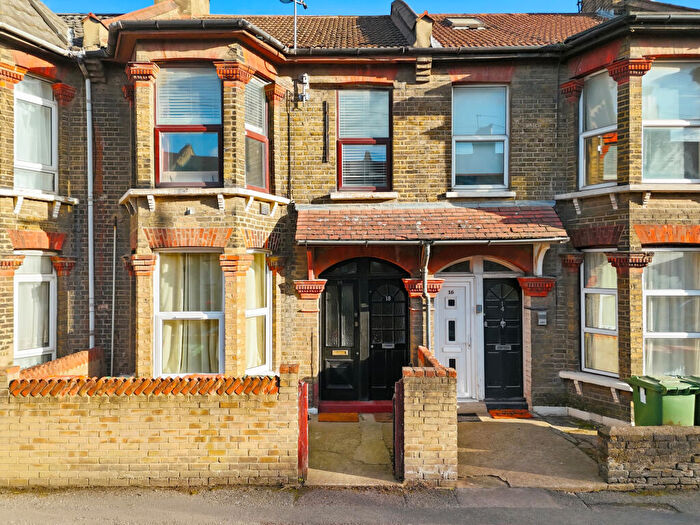 1 Bedroom Flat For Sale In Boxley Street, Royal Wharf, E16