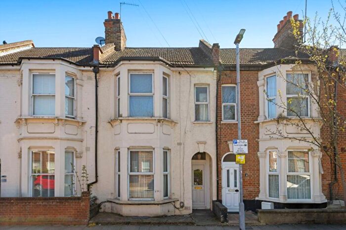 3 Bedroom Terraced House For Sale In Floyd Road, Charlton, SE7