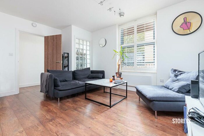 1 Bedroom Apartment To Rent In Boleyn Road, Dalston, London, N16
