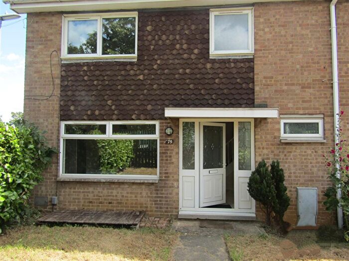 4 Bedroom Property To Rent In Thorn Hill, Northampton, NN4