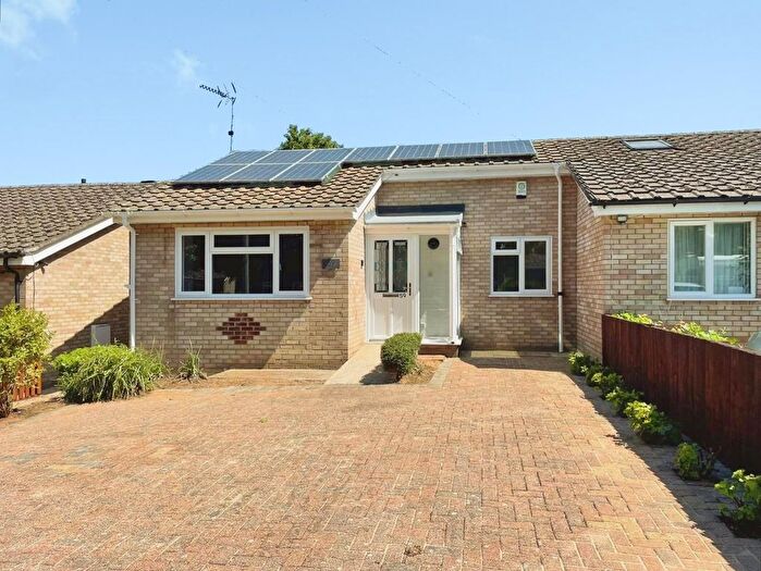 2 Bedroom Semi-Detached Bungalow For Sale In Rowan Drive, Brandon, IP27