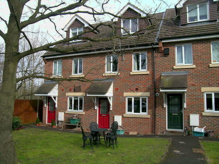 3 Bedroom Terraced House To Rent In Burford Road, KT4