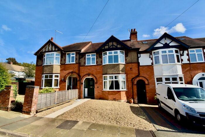 3 Bedroom Terraced House To Rent In Pinewood Road, Northampton, NN3