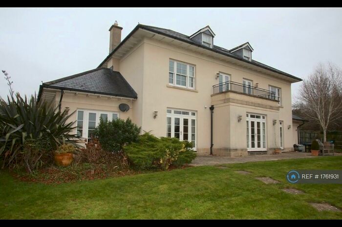 5 Bedroom Detached House To Rent In The Elms, Bath, BA1