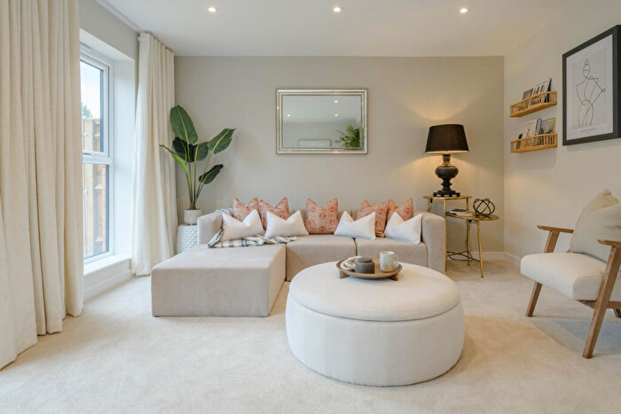 3 Bedroom Semi-Detached House For Sale In The Fairways, Burgess Hill, RH15