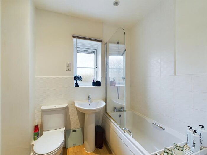 2 Bedroom Apartment To Rent In Highfields Park Drive, Darley Abbey, DE22