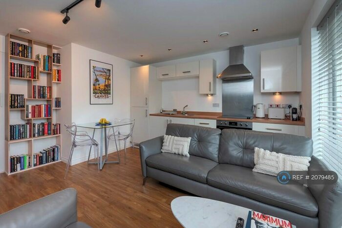 1 Bedroom Flat To Rent In Iconia House, Bromley, BR2