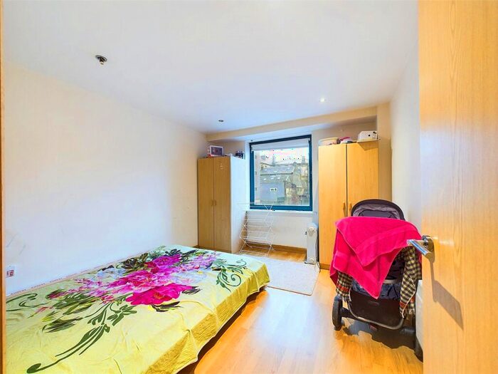 2 Bedroom Apartment For Sale In Stonegate House, Stone Street, Bradford, West Yorkshire, BD1