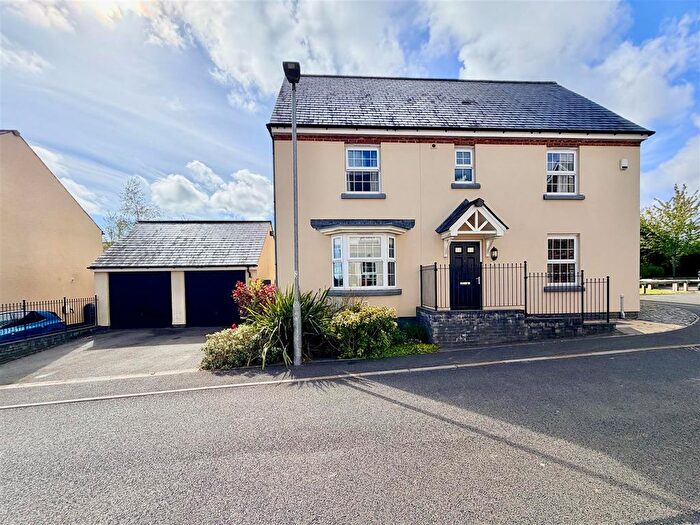 5 Bedroom Detached House For Sale In Brixton, Plymouth, PL8