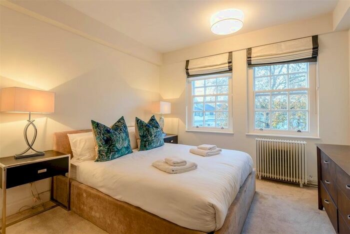 2 Bedroom Flat To Rent In Fulham Road, London, SW3