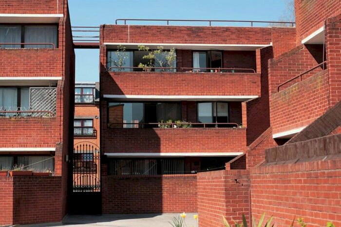 4 Bedroom Property To Rent In Polygon Road, London, NW1