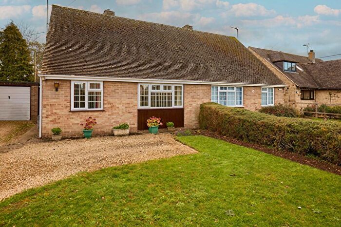 2 Bedroom Semi-Detached Bungalow For Sale In Cote Road, Aston, OX18