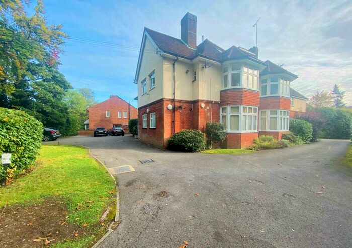 2 Bedroom Apartment To Rent In Glendale Close, Shenfield, CM15