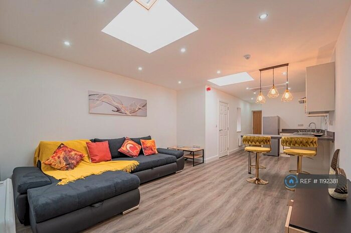 2 Bedroom Flat To Rent In Corbett Street, Smethwick, B66