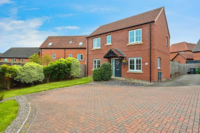 3 Bedroom Detached House For Sale In Highfields Close, Alfreton, DE55