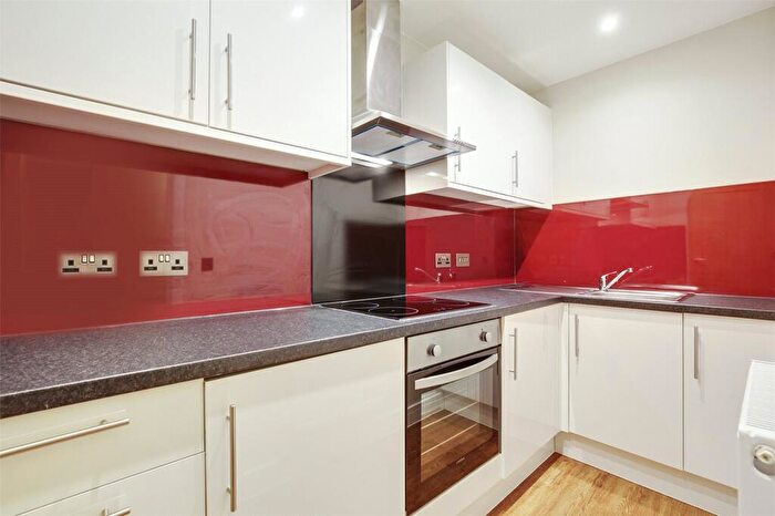 1 Bedroom Flat To Rent In Baildon Street, London, SE8