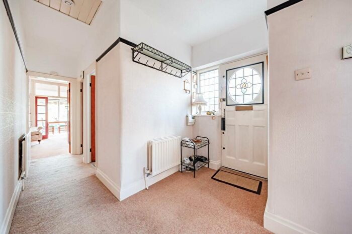 2 Bedroom Bungalow For Sale In Allerford Road, Catford, SE6